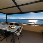 Deluxe Stunning View