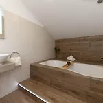 Deluxe Stunning View